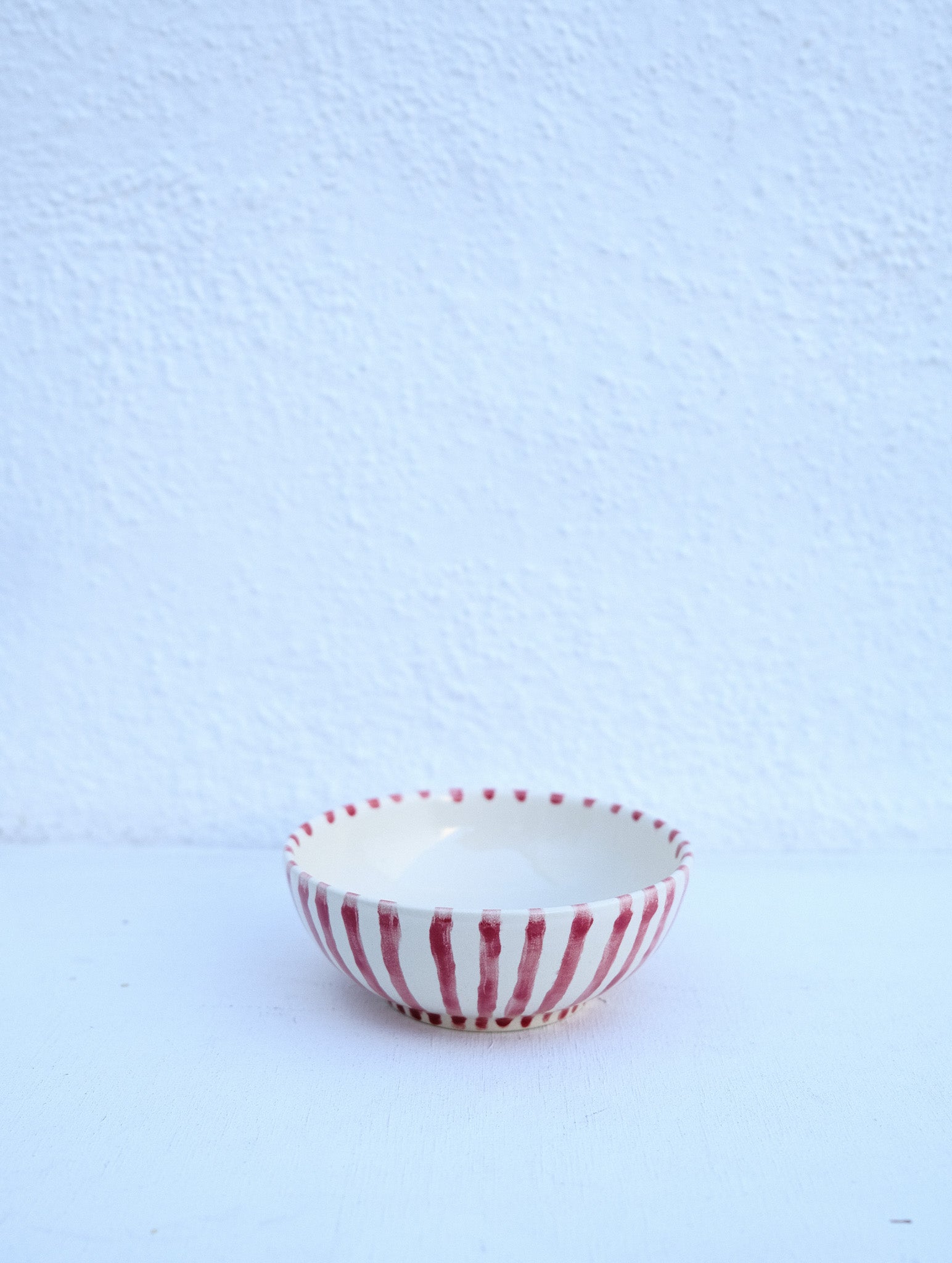 Hand-Painted Ceramic Breakfast Bowl – Red Stripes