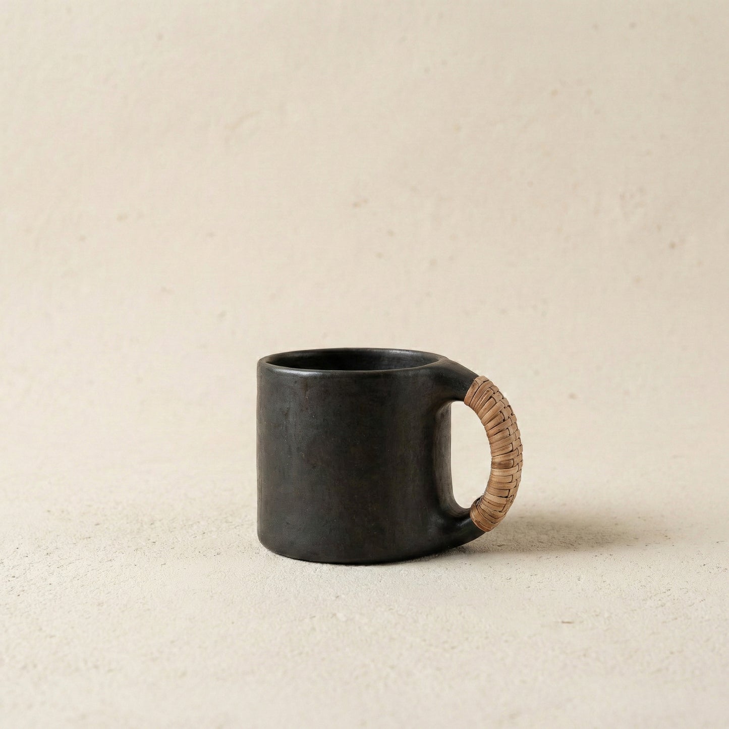Black Pottery Mugs