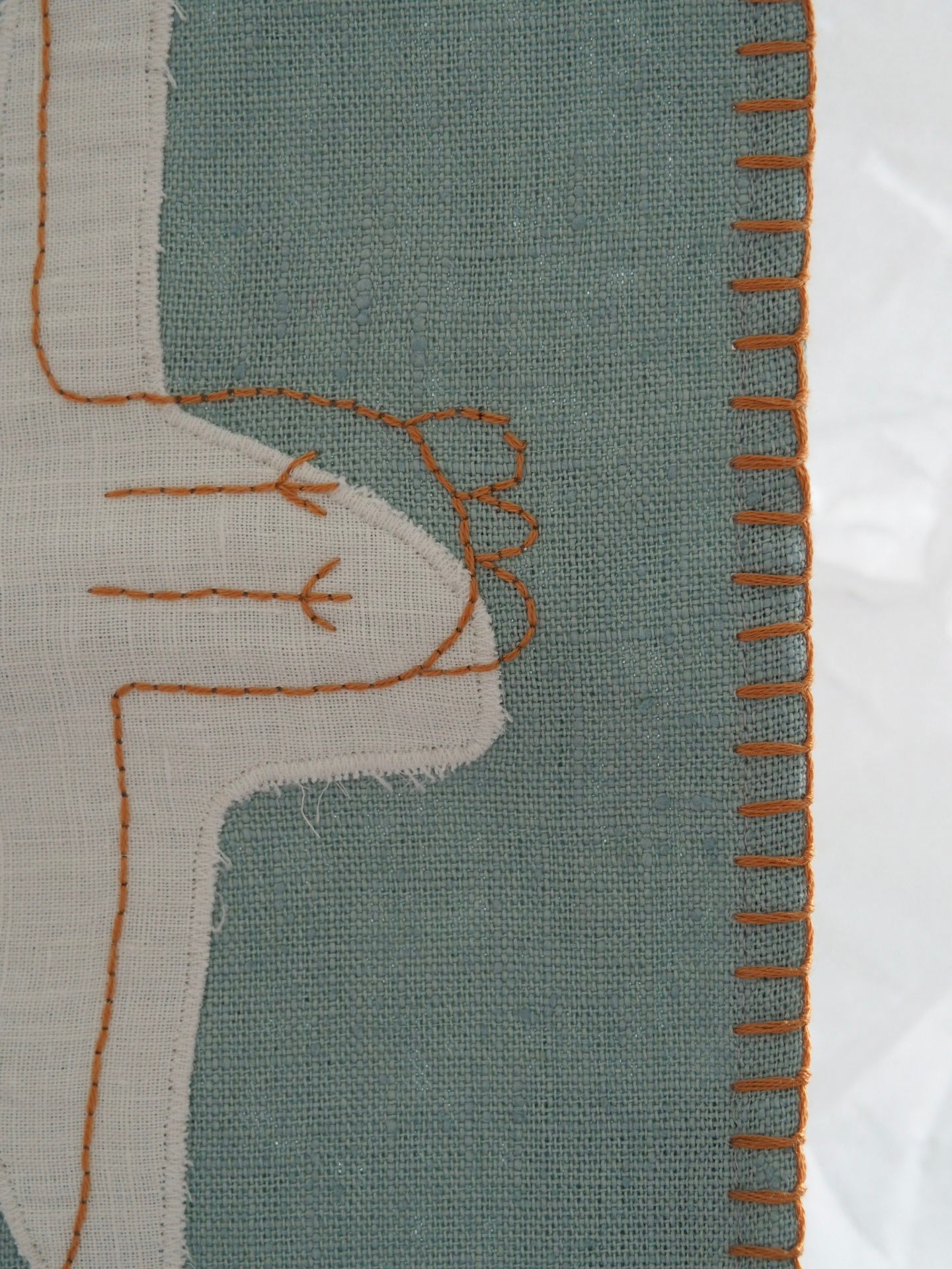 Soft breathable linen blanket for babies, naturally dyed.