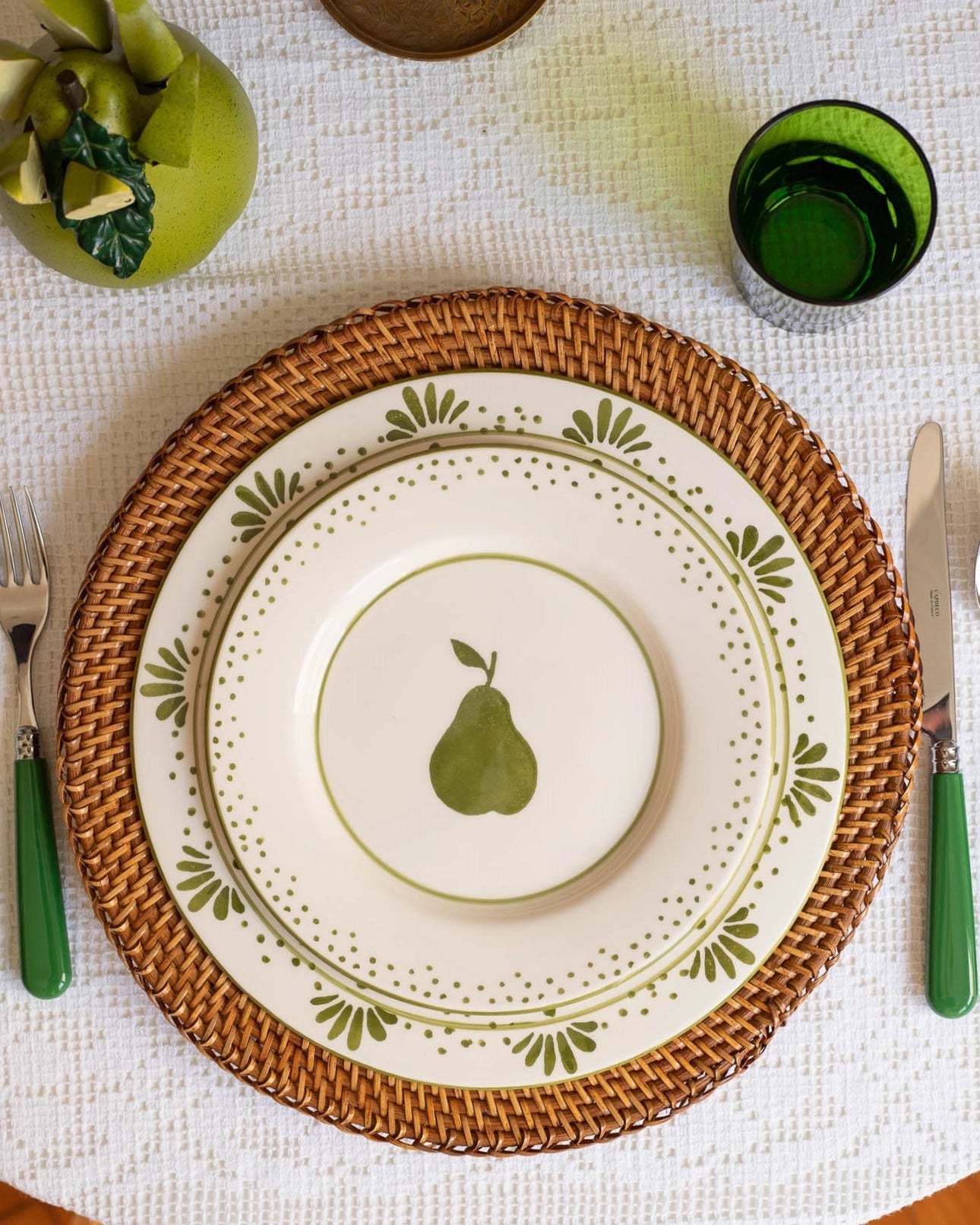 Portuguese ceramic plate with green motif, handmade by Raquel Souza